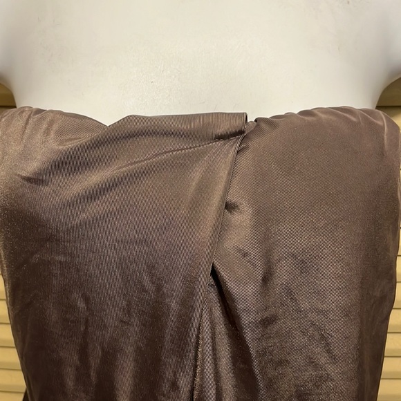 PEEK A BOO ONE PIECE BATHING SUIT - Picture 3 of 6